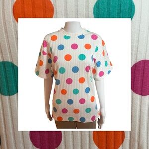 VTG Vibrant Polka Dot Short Sleeve Top